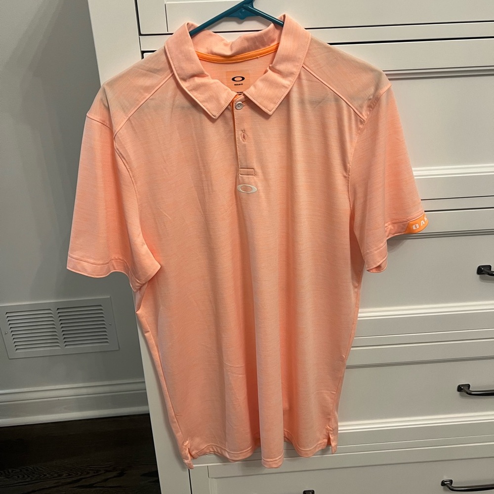 NWOT Mens Oakley Polo